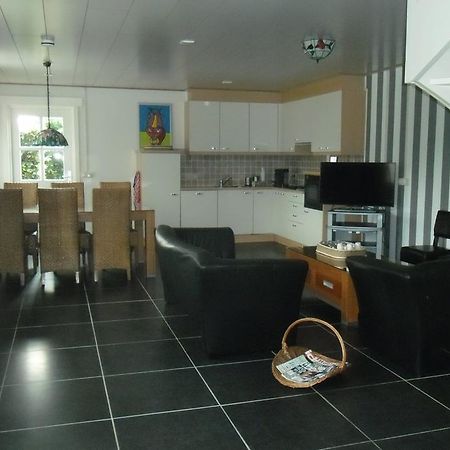 Herkenhoek 3 Bedroom Apartement Heeswijk-Dinther Экстерьер фото